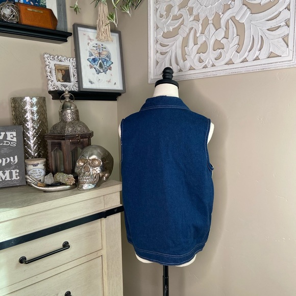 VINTAGE G.W PETITE GRAFF SOUTHWEST BEADED VEST - Picture 5 of 7